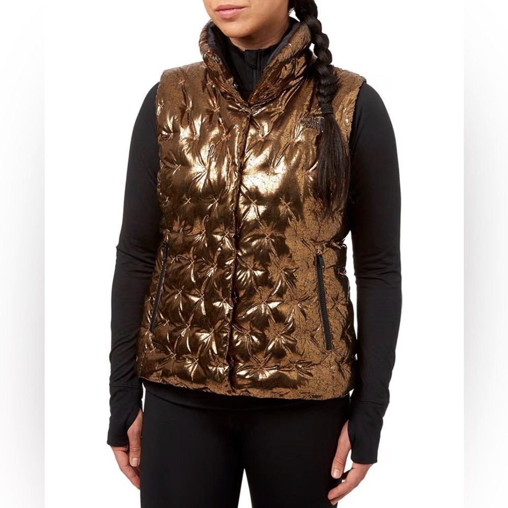 The North Face Metallic Gold Quilted Puffer Vest Women’s‎ Insulated Size XL